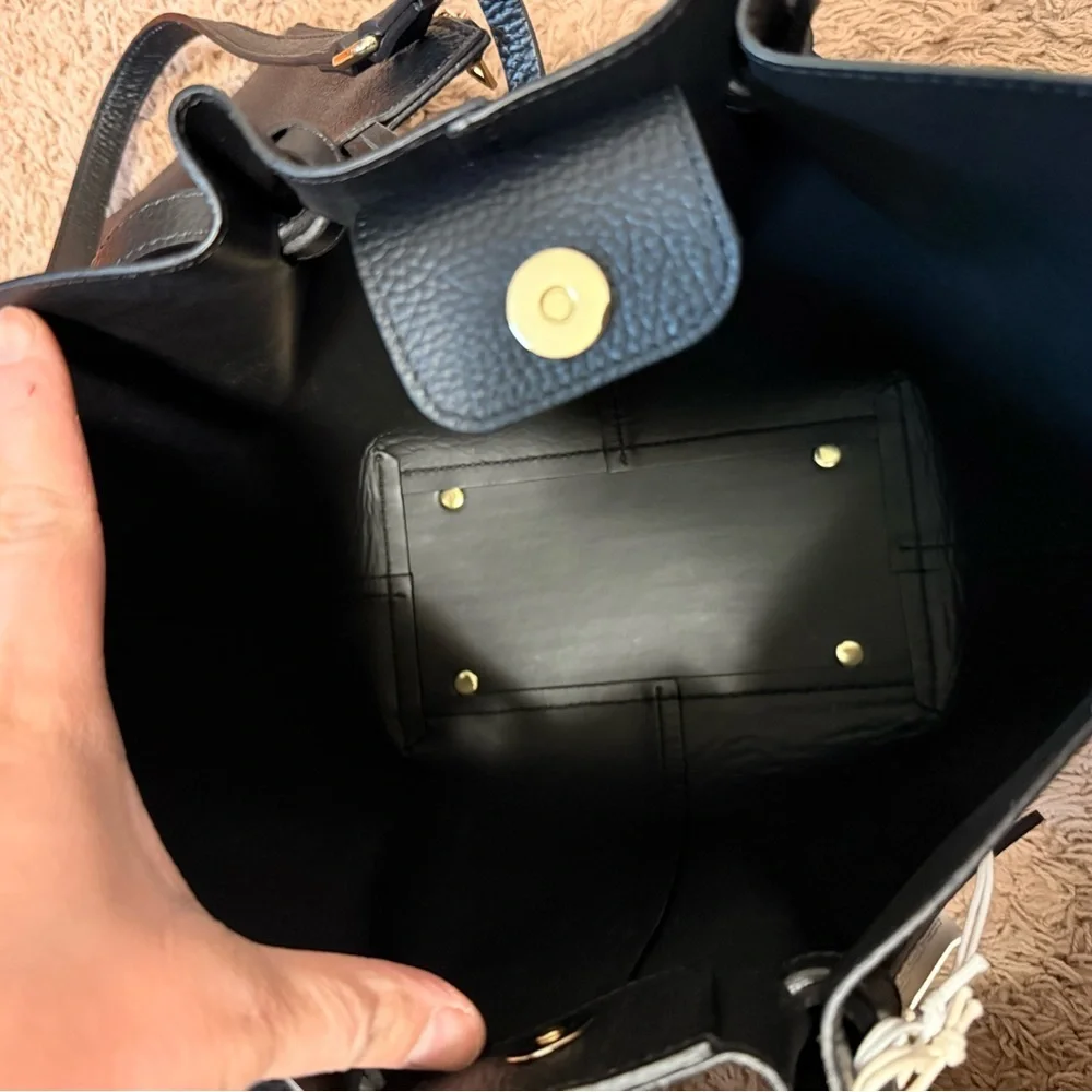 Isadora Black Leather Tote Bag